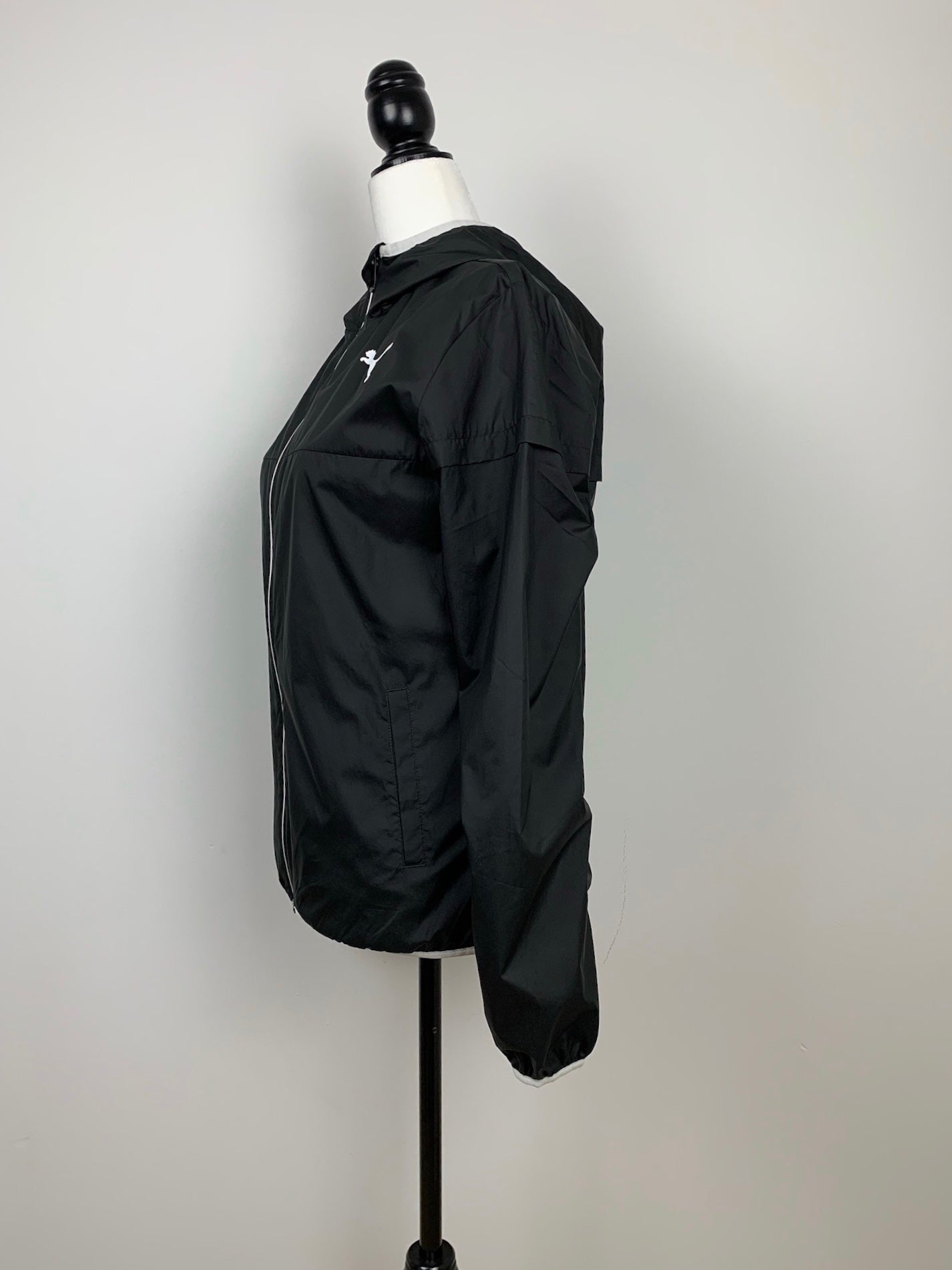 Puma Essential Solid Color Wind Breaker