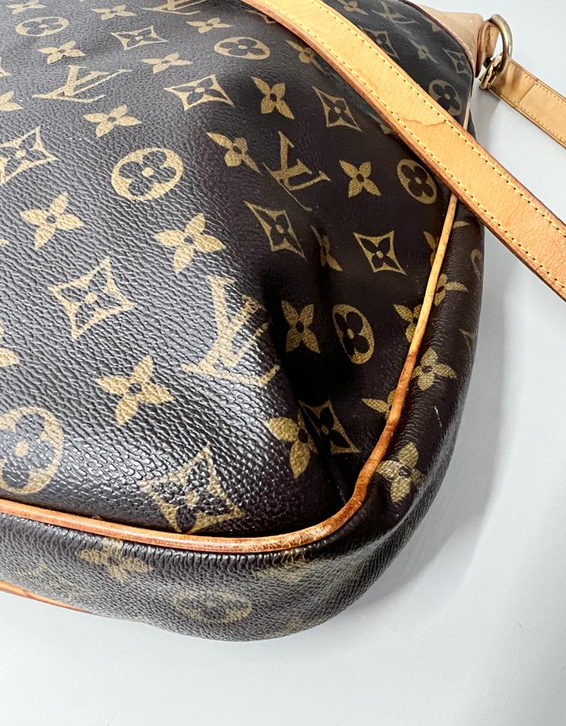 Louis Vuitton 2010 Monogram Odeon GM Bag
