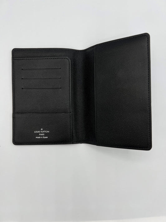 Louis Vuitton Damier Graphite Canvas Passport Cover