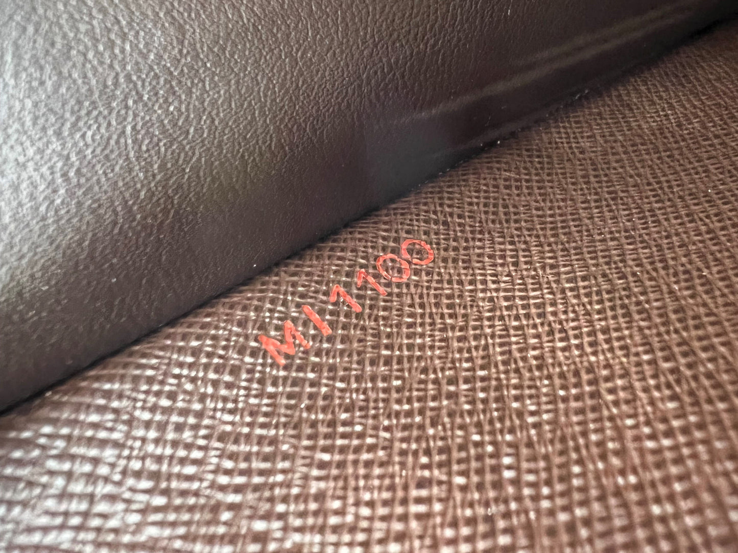 Louis Vuitton Compact Zippy Wallet
