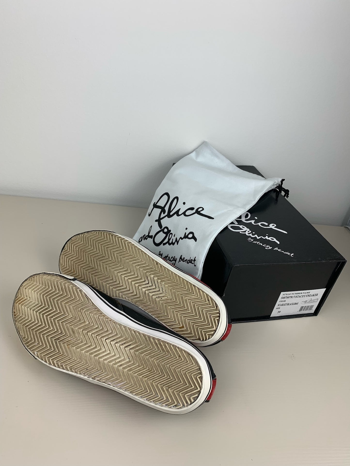 Alice + Olivia Stacey Face Slip-On Sneaker (Size 8.5)