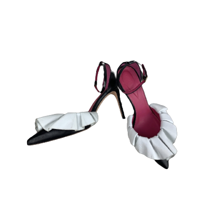 Oscar Tiye Valerie Black and White Ruffle Pumps