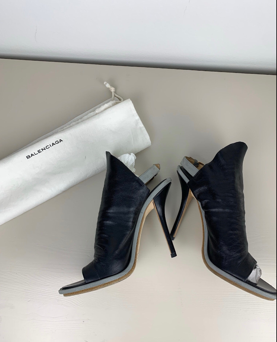 Second Hand Balenciaga Leather Glove Sandals (Size 9.5)